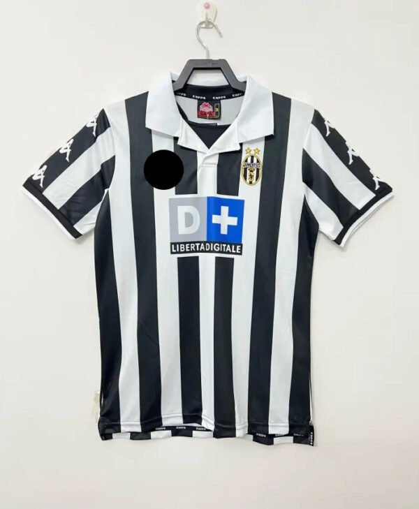 Juventus Home Retro Jersey 1999/00