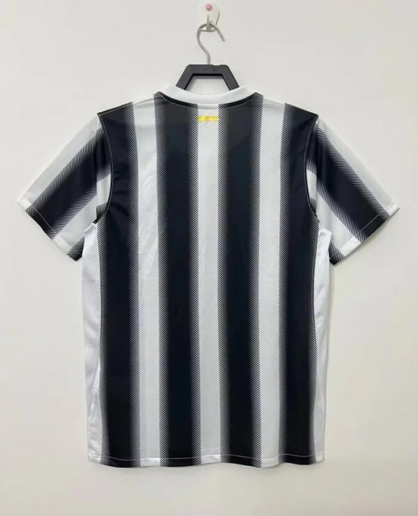 Juventus Home Retro Jersey 2011/12 - Image 2