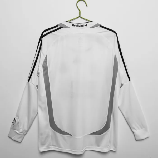 Real Madrid Home Long Sleeve Retro Jersey 2006/07 - Image 2